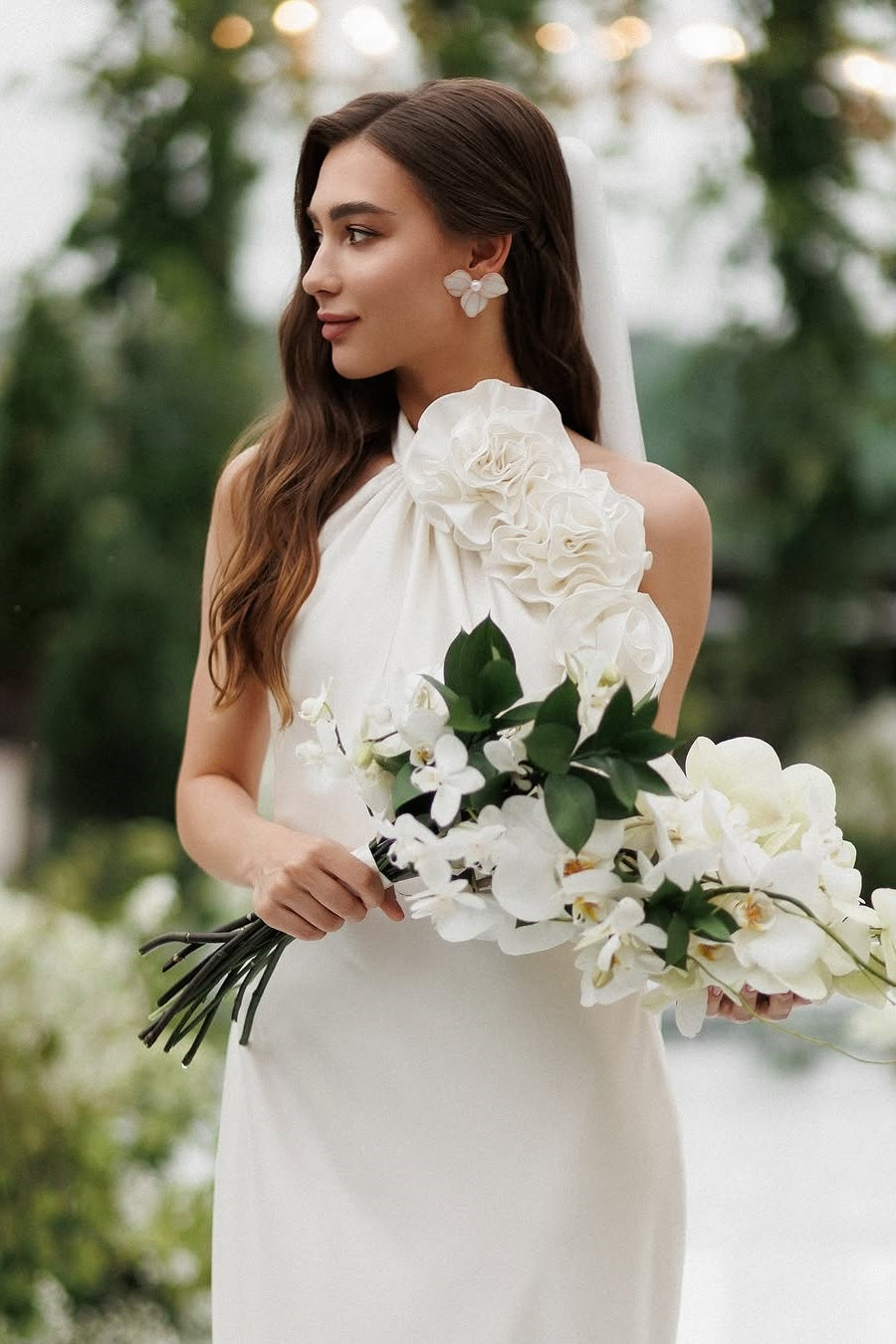 Gracefully Styled Dress for Any Occasion