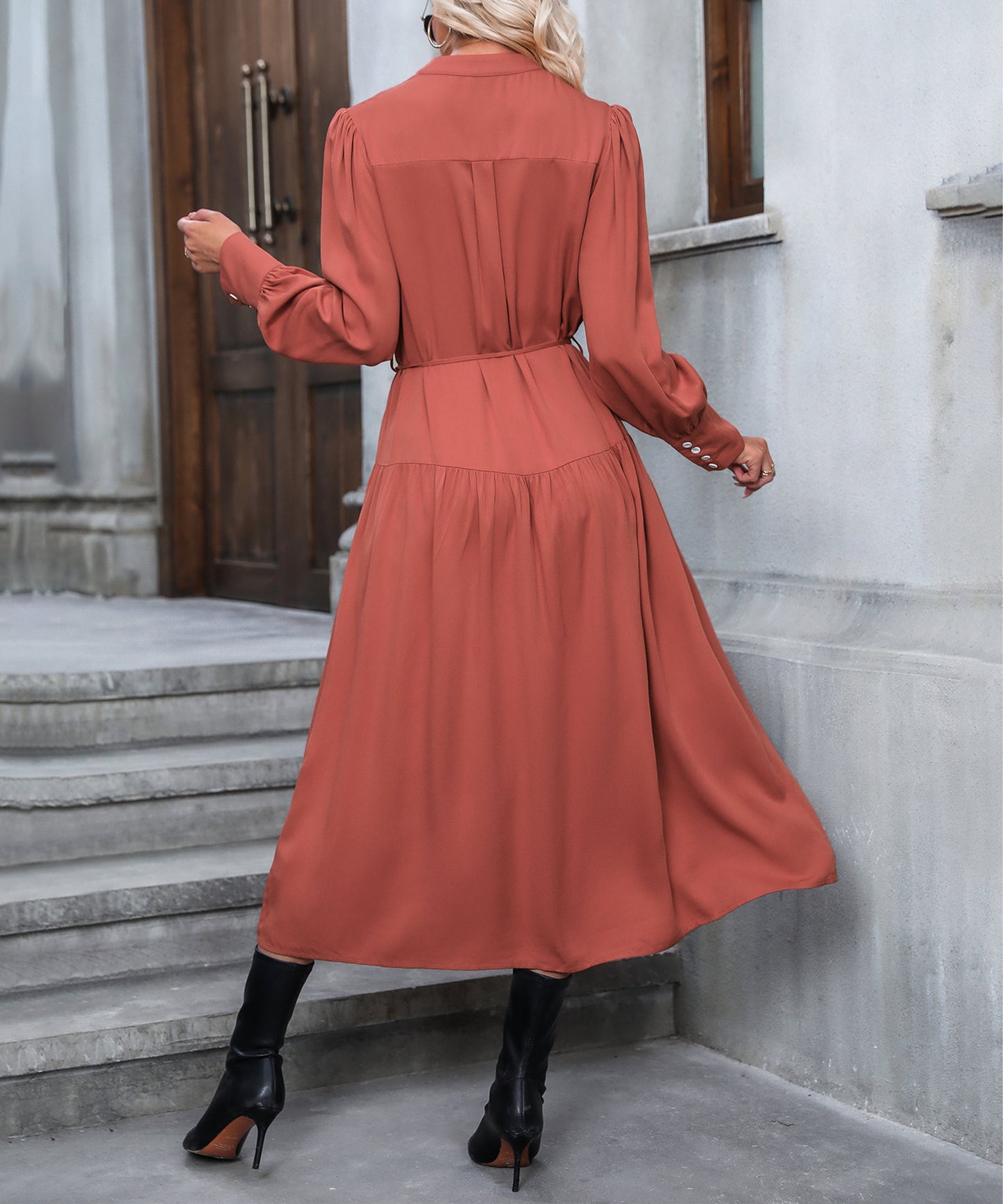 Gracefully Styled Dress for Any Occasion