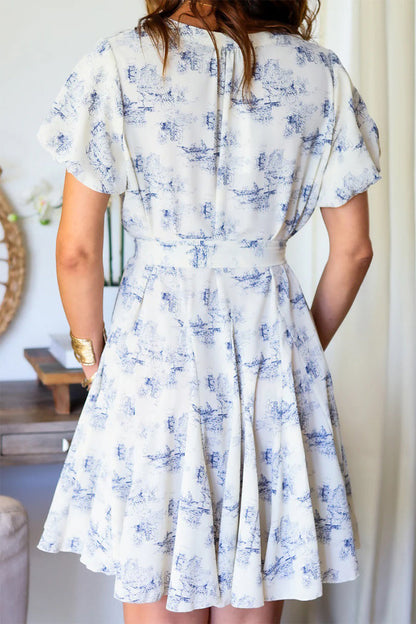 Gracefully Styled Dress for Any Occasion