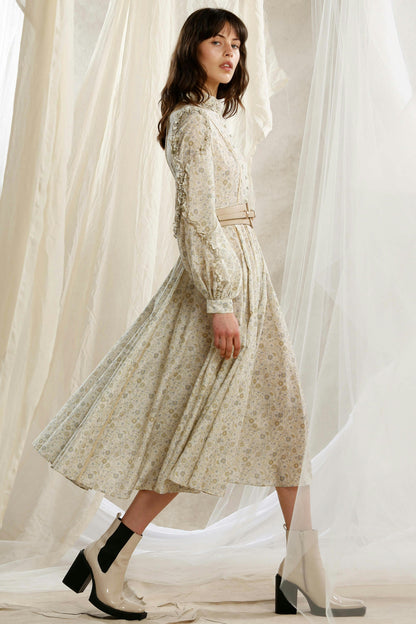Beautifully Crafted Dress in a Classic Style