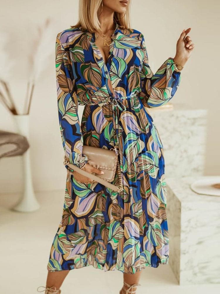 Classic Vintage & Enduringly Stylish Dress