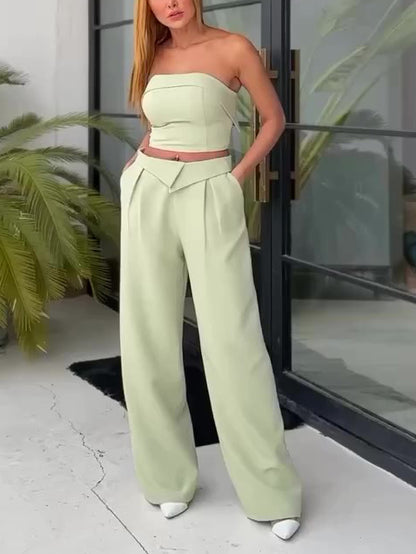 Well Tailored Pants with a Graceful Silhouette