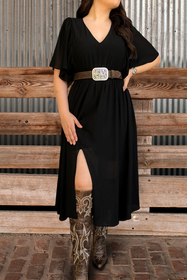 Beautifully Crafted Dress in a Classic Style