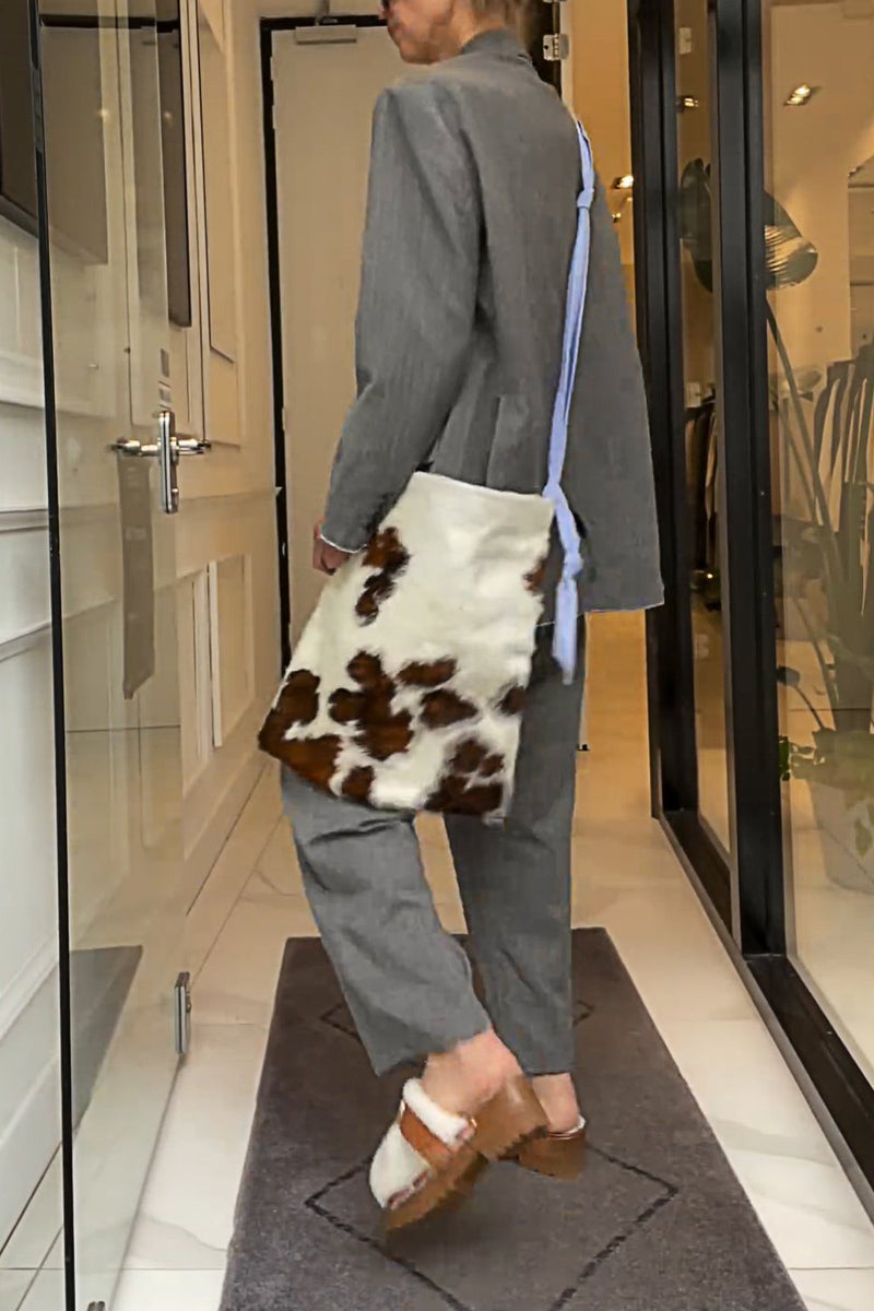 Sophisticated Pants with a Clean Classic Look