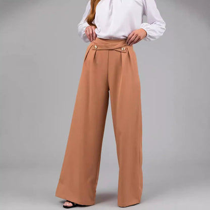 Well Tailored Pants with a Graceful Silhouette