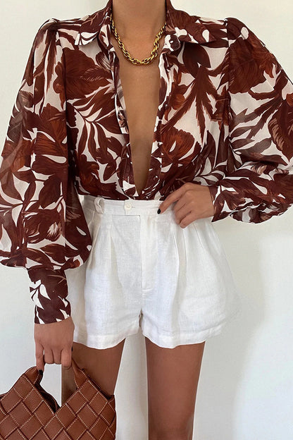 Classic Vintage Top with a Flattering Fit