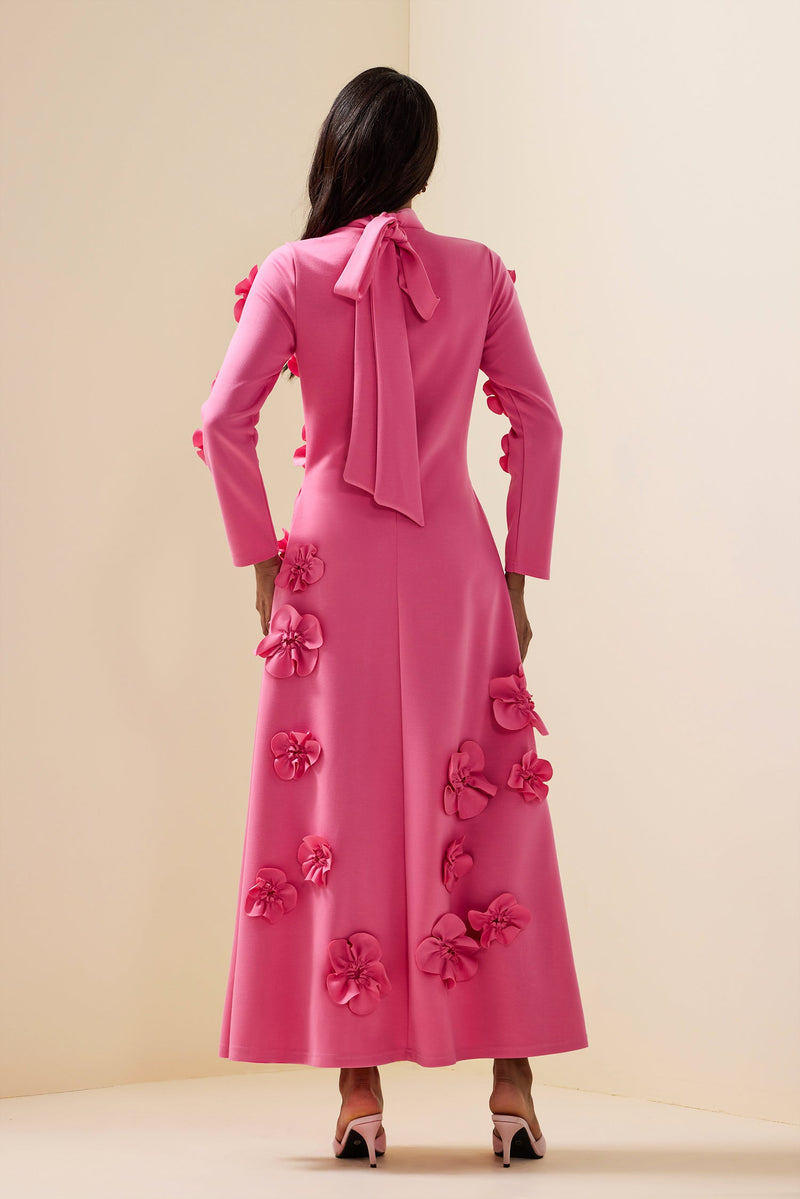Sophisticated Dress with a Clean Classic Look