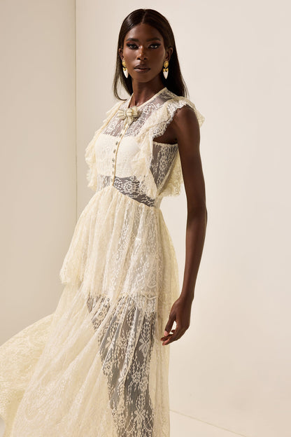 Well Tailored Dress with a Graceful Silhouette