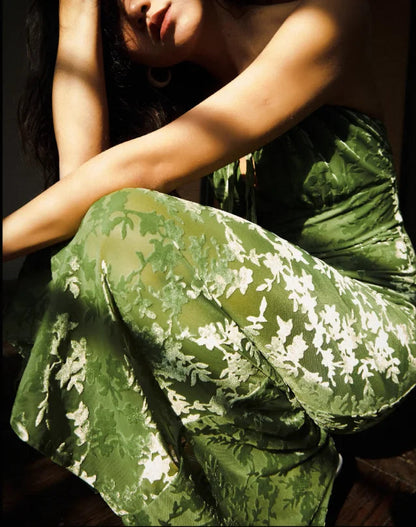 A Vintage Style Dress with Delicate Timeless Details