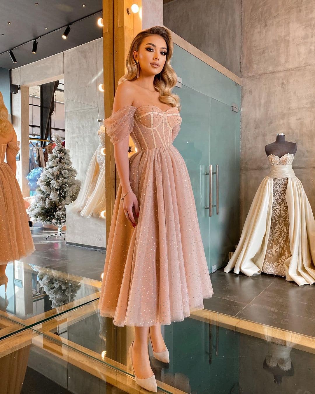 Polished Dress with an Effortless Classic Look