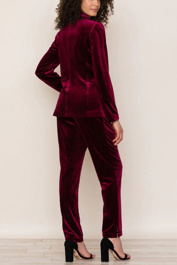 Classic Vintage Pants with a Flattering Fit