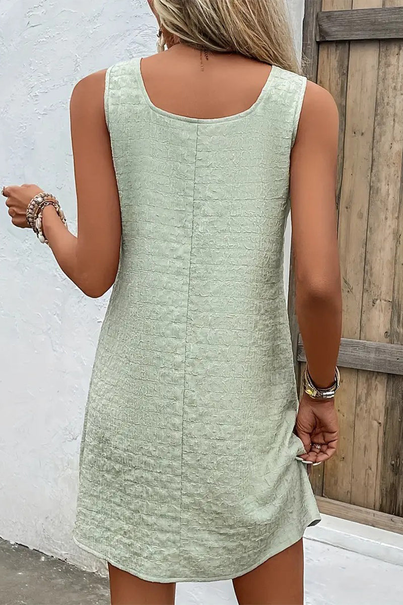 Polished Dress with an Effortless Classic Look
