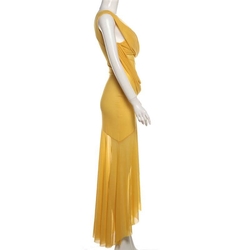 Gracefully Styled Dress for Any Occasion