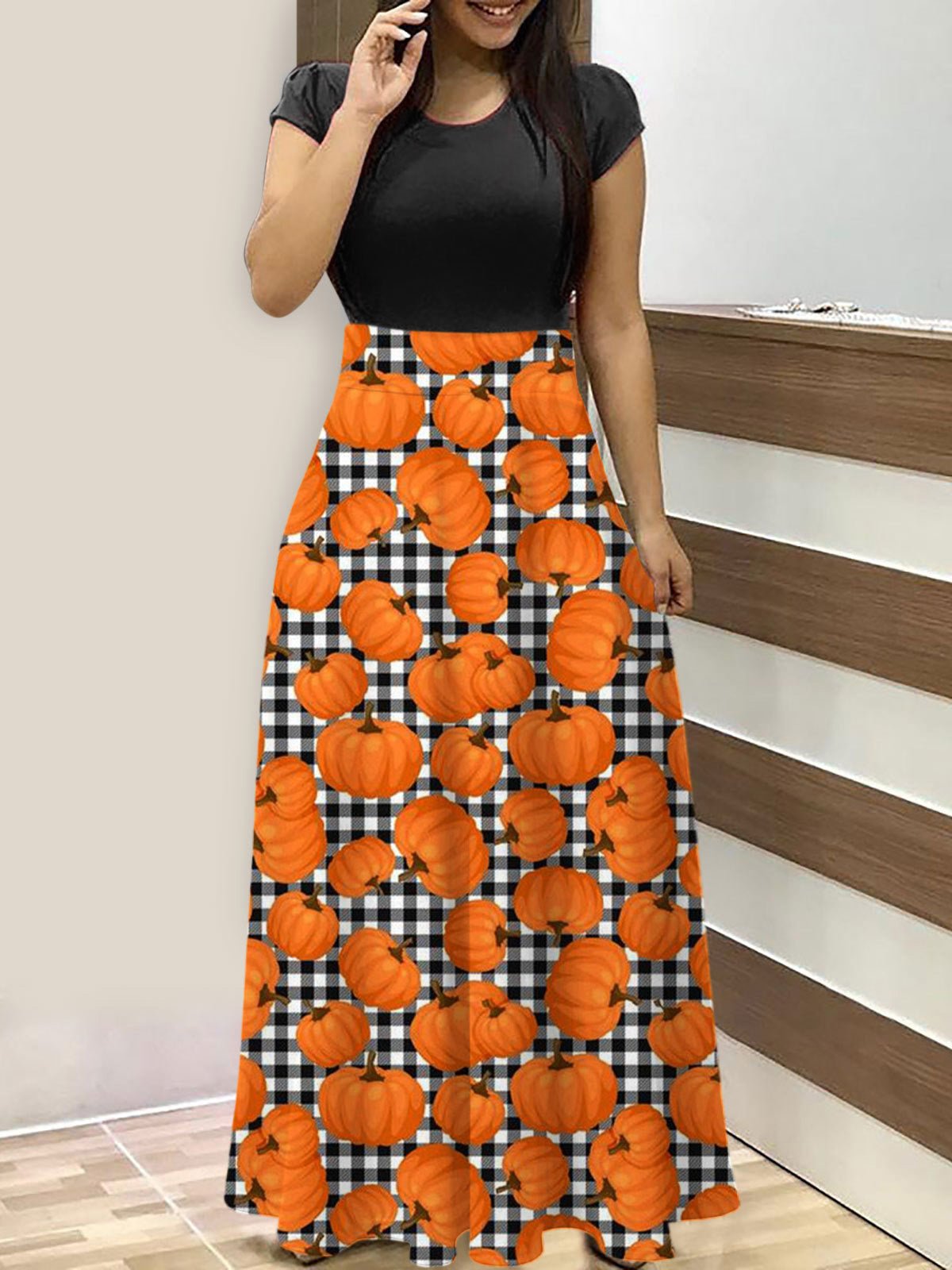 Polished Dress with an Effortless Classic Look
