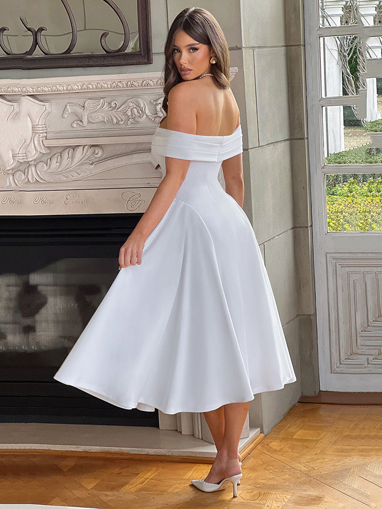 Effortlessly Elegant Dress with a Timeless Design