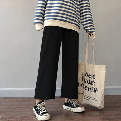 Well Tailored Pants with a Graceful Silhouette