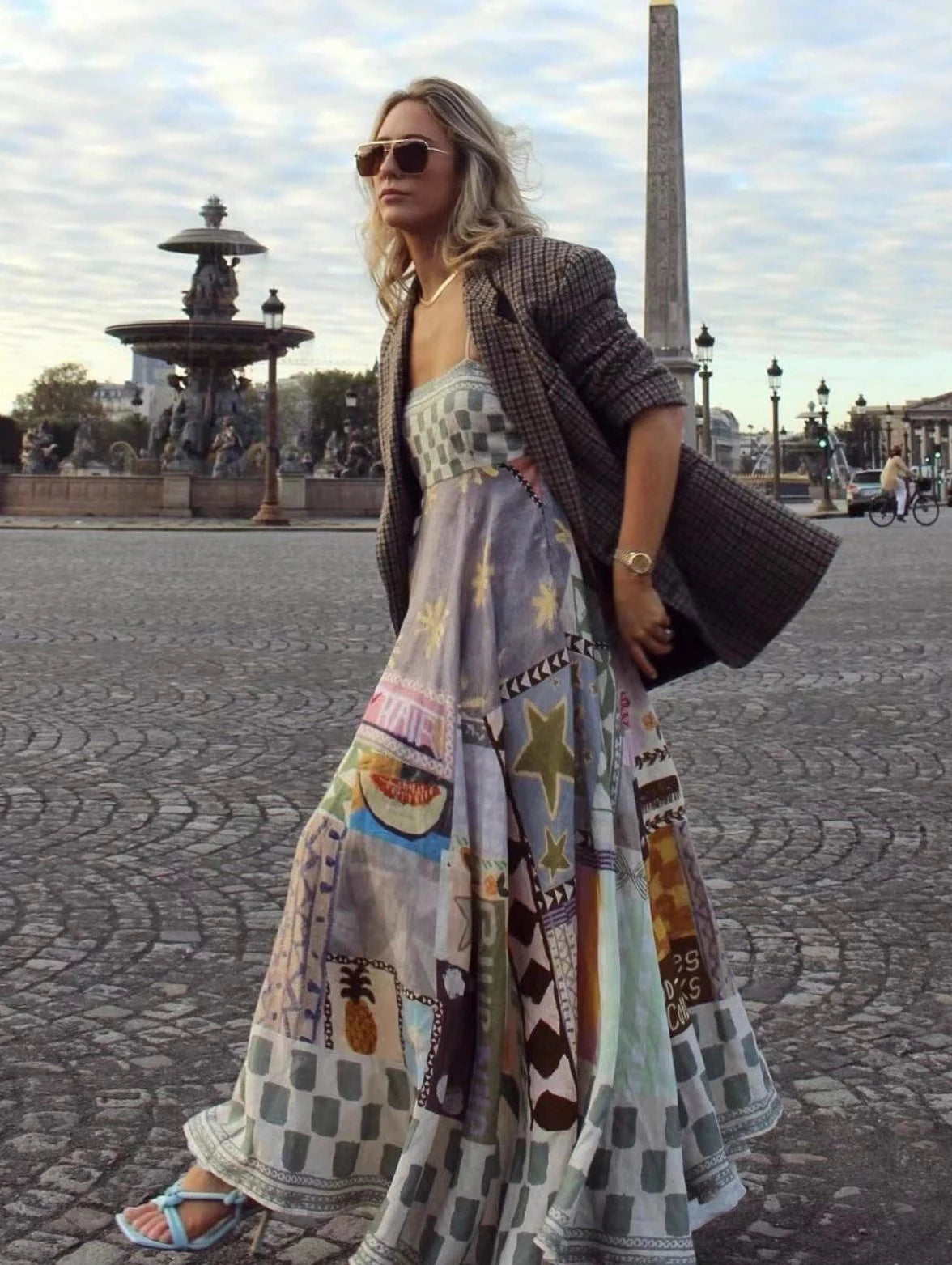 Beautifully Crafted Dress in a Classic Style
