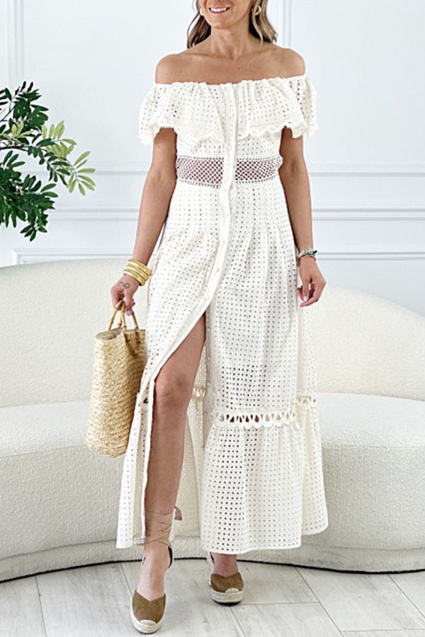 Beautifully Finished Dress in a Timeless Design