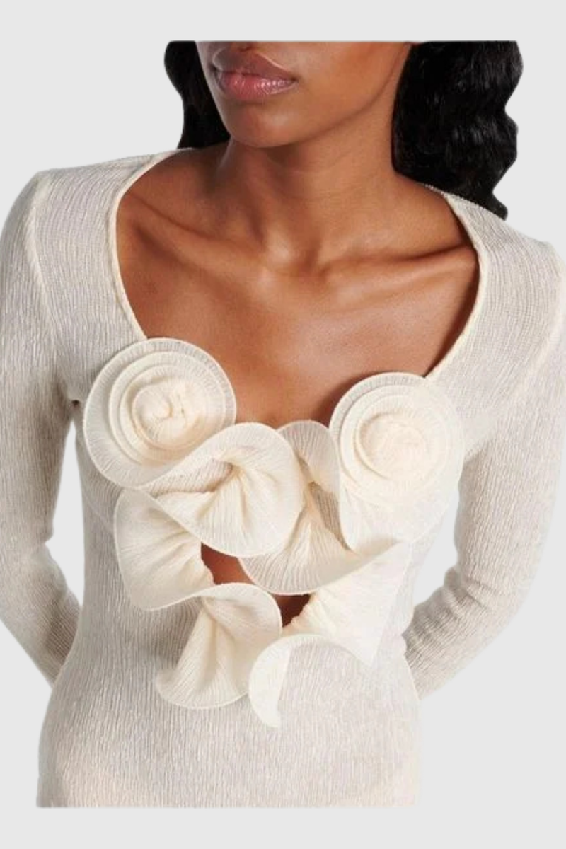 Gracefully Styled Dress for Any Occasion