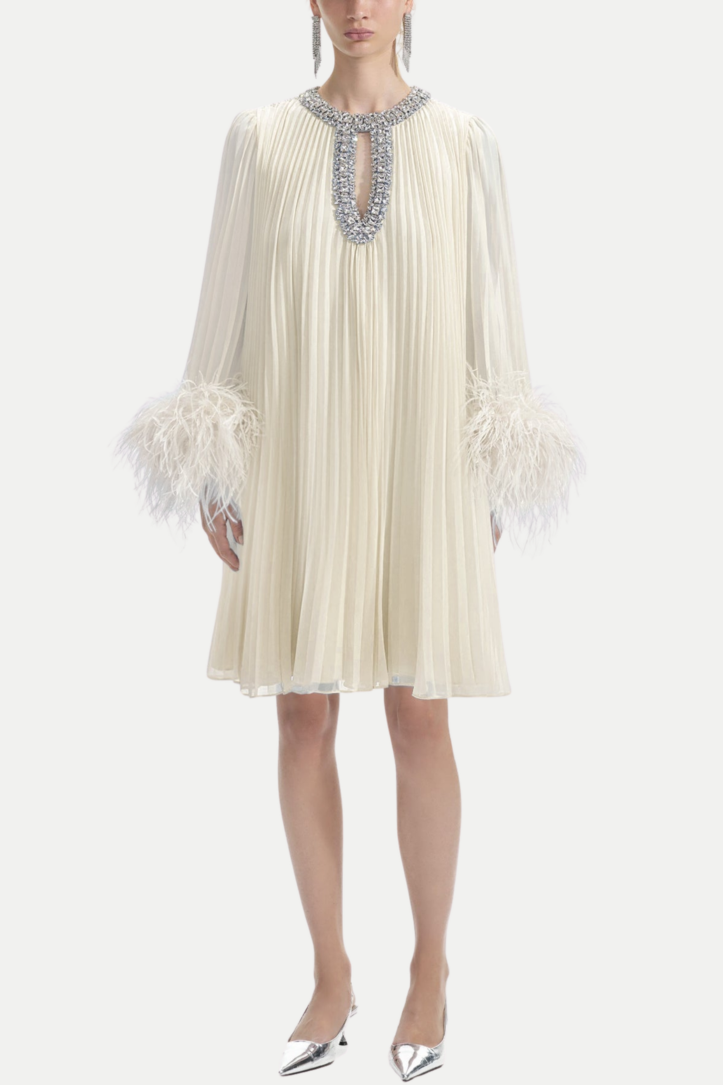 Beautifully Finished Dress in a Timeless Design
