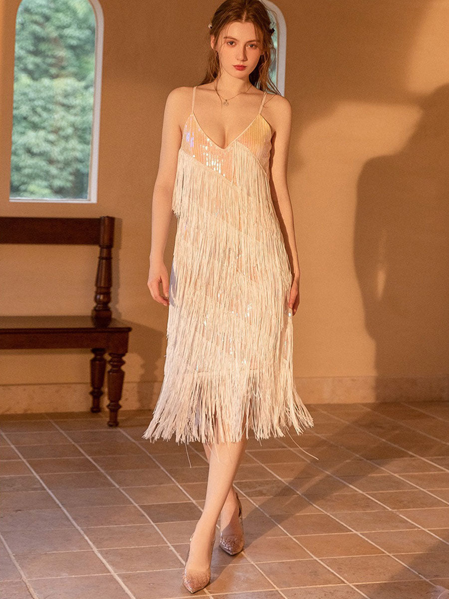 Beautifully Finished Dress in a Timeless Design