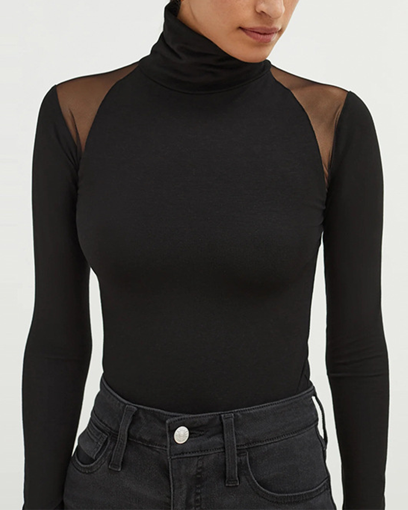 Sophisticated Garment with a Clean Classic Look
