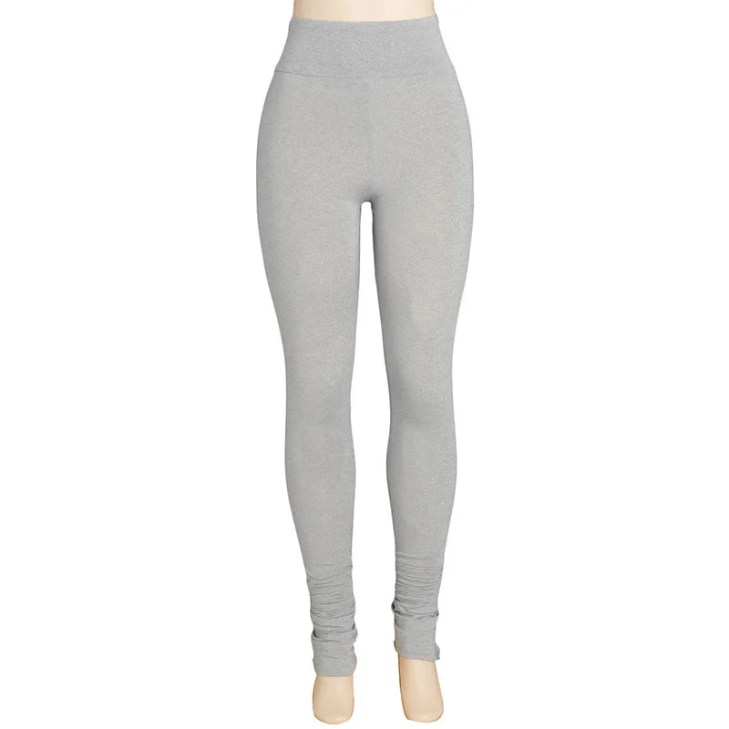 Well Tailored Pants with a Graceful Silhouette