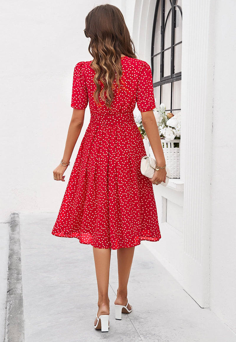 Classic Vintage Dress with a Flattering Fit