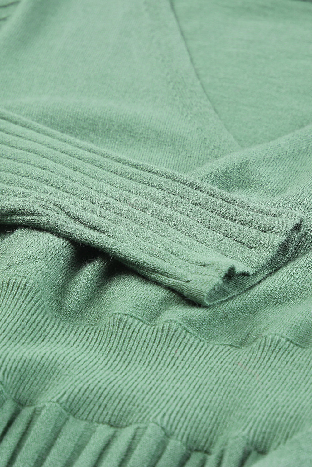 Classic Vintage Sweater with a Flattering Fit