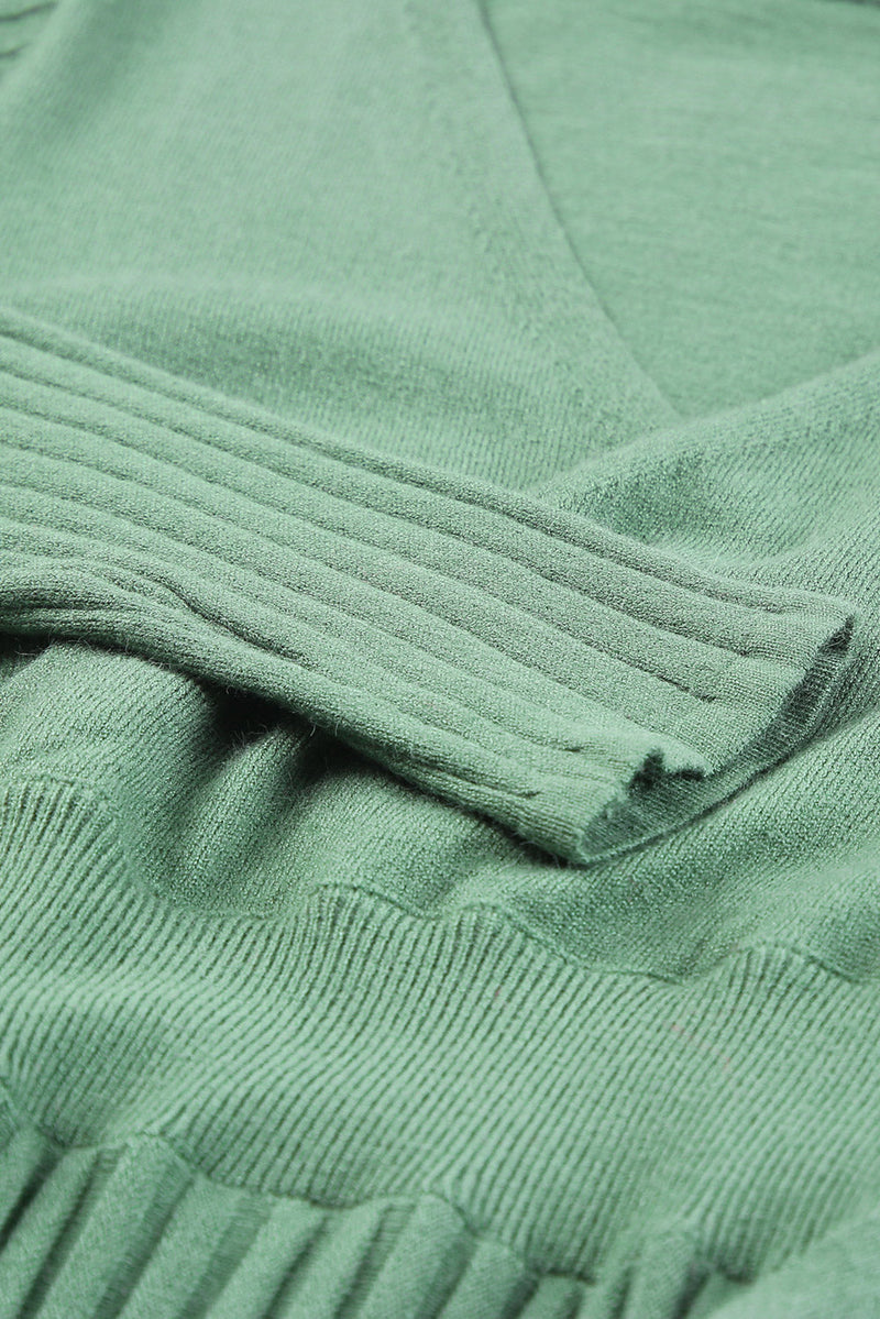 Classic Vintage Sweater with a Flattering Fit