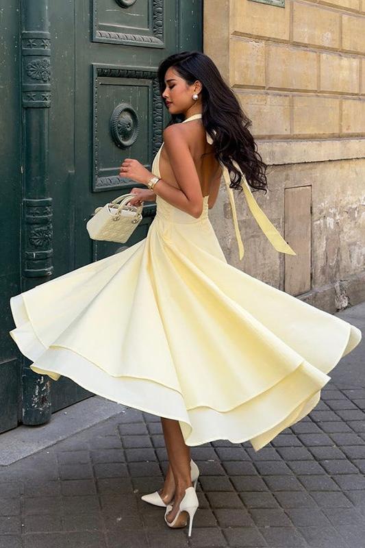 A Vintage Style Dress with Delicate Timeless Details