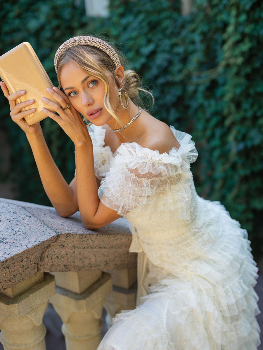 Beautifully Crafted Dress in a Classic Style