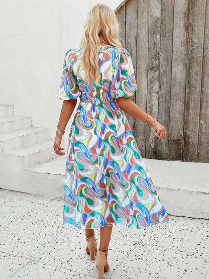 Classic Vintage & Enduringly Stylish Dress