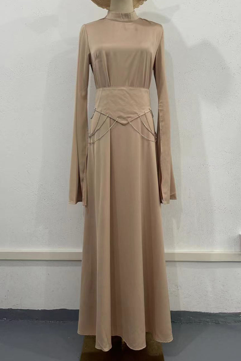 Polished Dress with an Effortless Classic Look