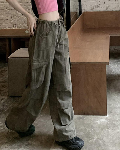 Beautifully Finished Pants in a Timeless Design