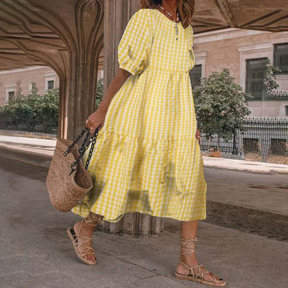 Gracefully Styled Dress for Any Occasion
