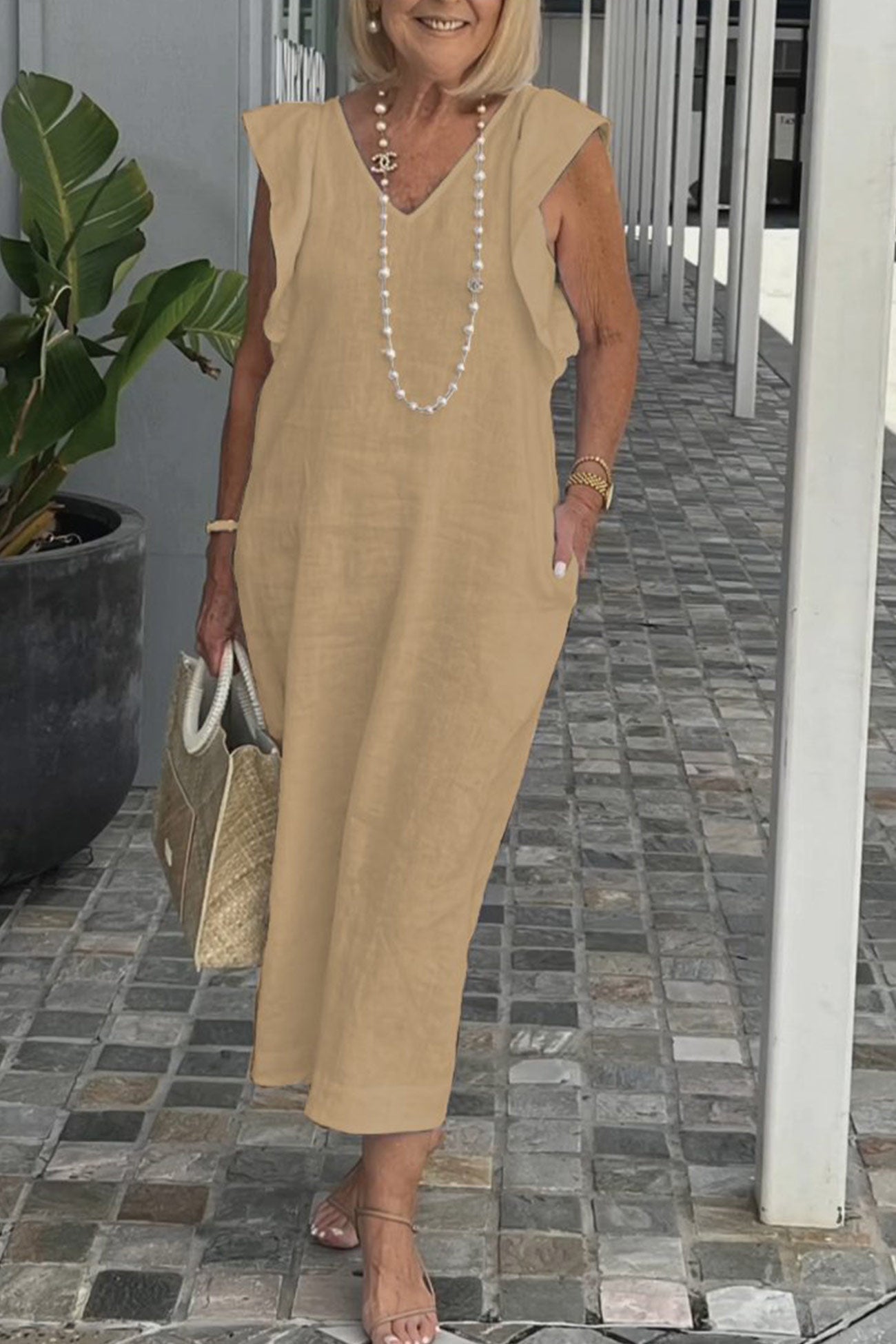 Sophisticated Dress with a Clean Classic Look