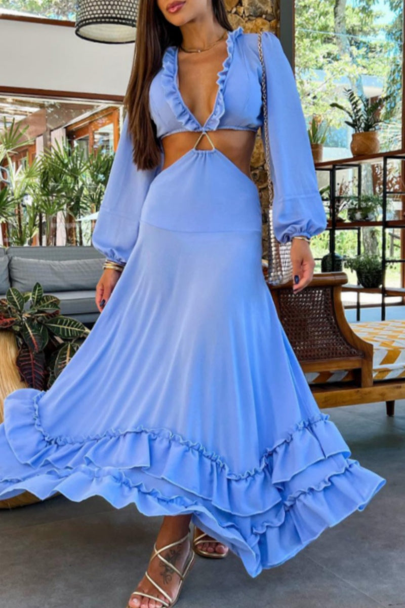Beautifully Finished Dress in a Timeless Design