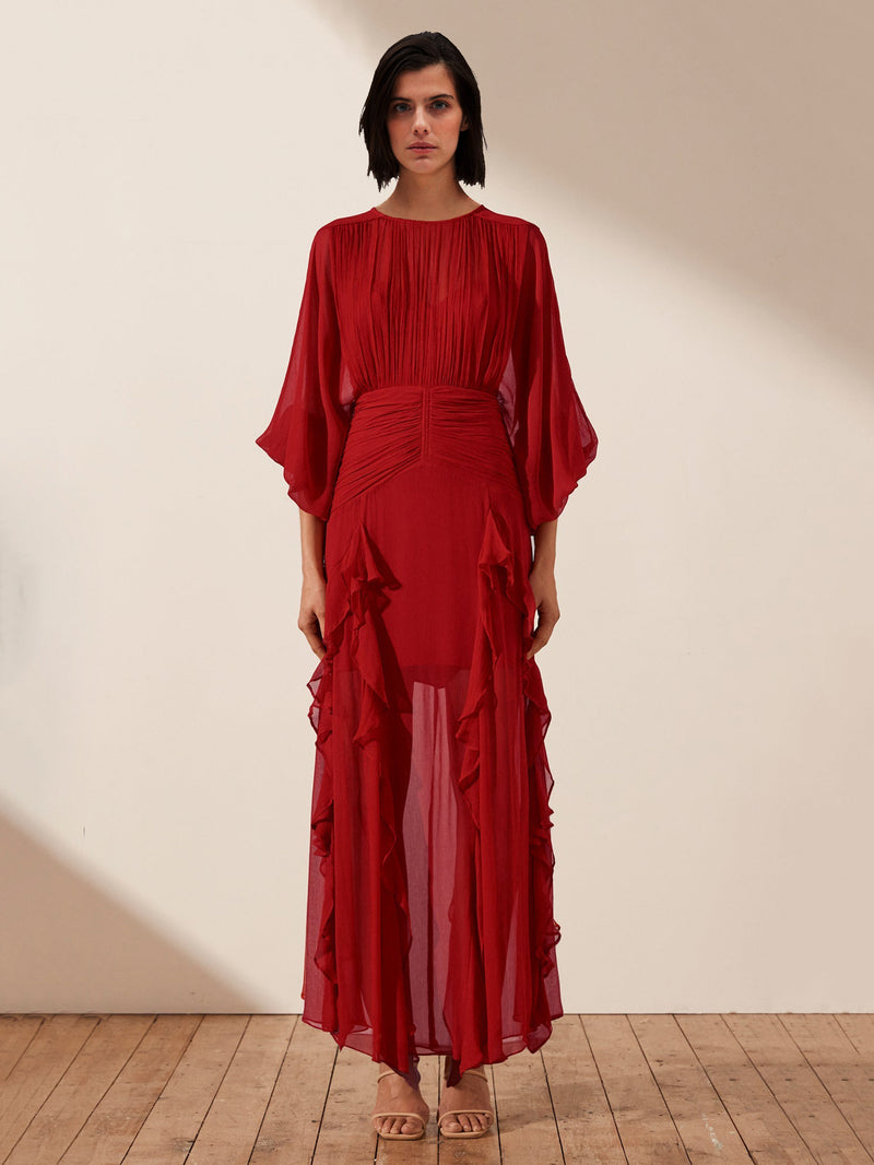 Beautifully Finished Dress in a Timeless Design