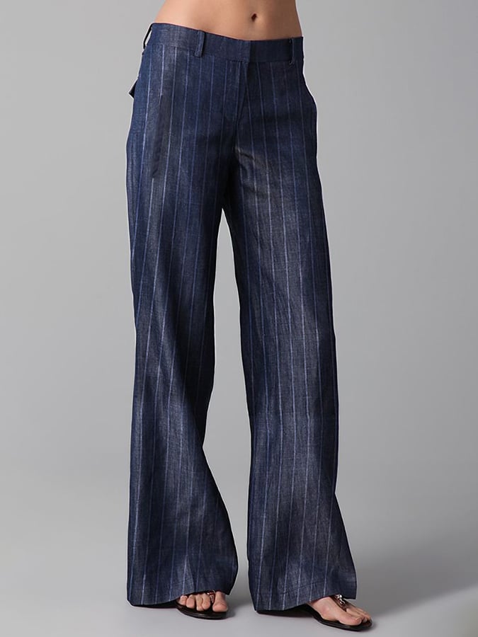 Effortlessly Elegant Pants with a Timeless Design