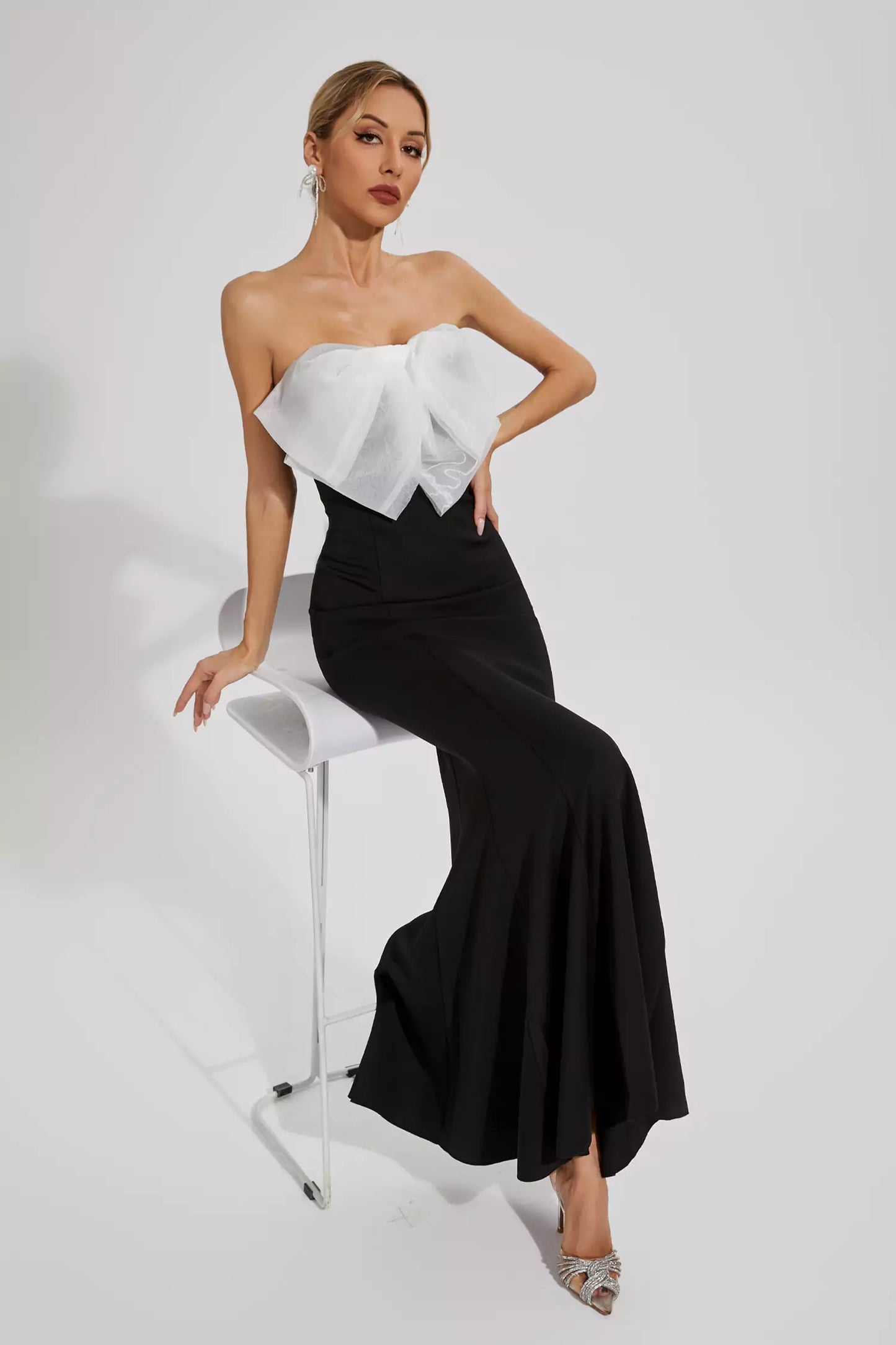 Elegantly Styled Dress for Everyday Wear