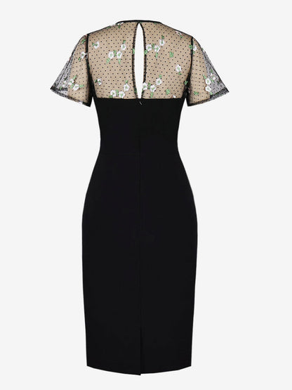 Beautifully Crafted Dress in a Classic Style