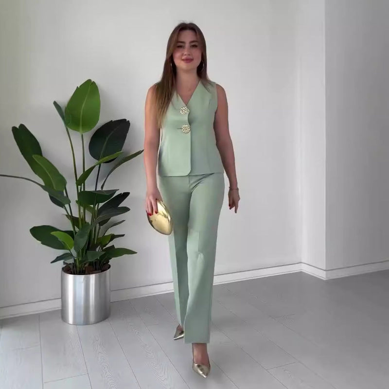 Beautifully Finished Garment in a Timeless Design