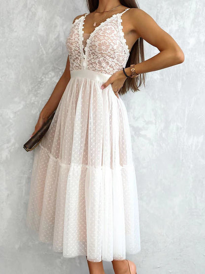 Classic Vintage Dress with a Flattering Fit