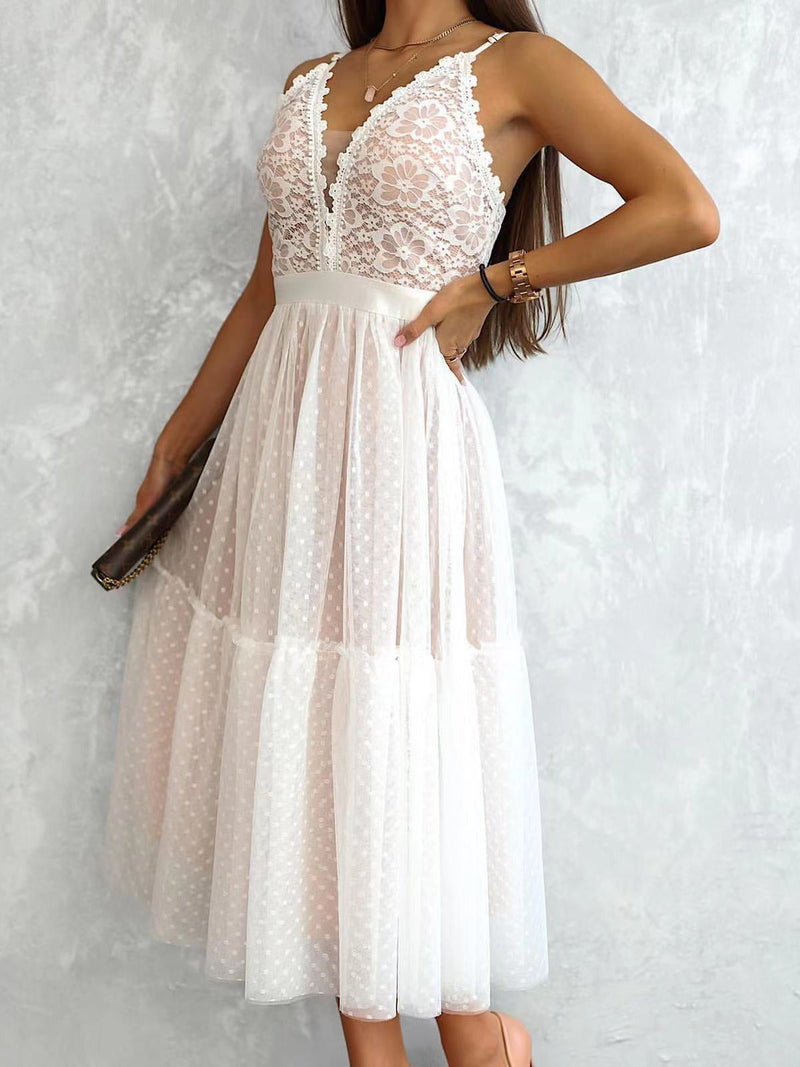 Classic Vintage Dress with a Flattering Fit