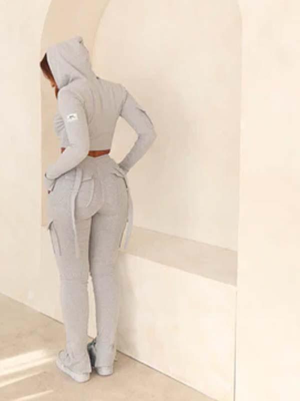 Effortlessly Elegant Pants with a Timeless Design