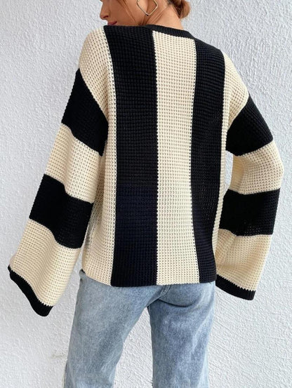 Classic Vintage Sweater with a Flattering Fit