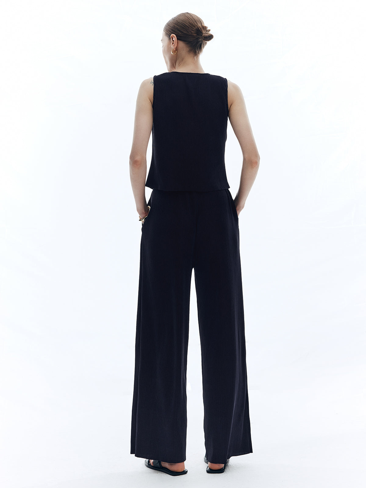 Beautifully Crafted Pants in a Classic Style
