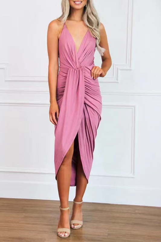 Effortlessly Elegant Dress with a Timeless Design