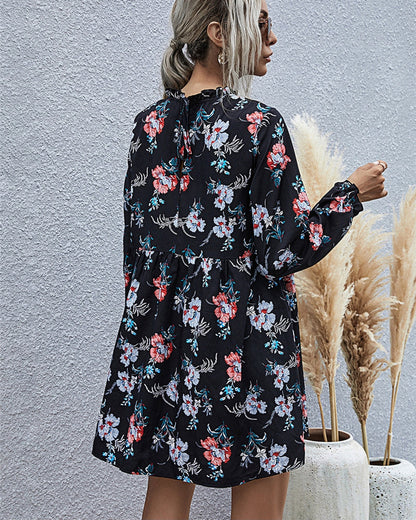 Classic Vintage & Enduringly Stylish Dress